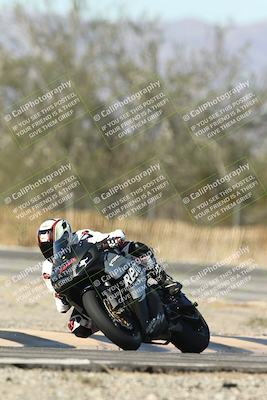 media/Dec-01-2025-Moto Forza (Mon) [[2daa91e15f]]/2-Intermediate Group/Session 3 (Turn 3)/